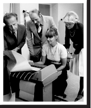 10 År 2011 Pohjola Bank Abp:s årsrapport 2011 1970- talet De nya banklagarna trädde i kraft 1970. De gjorde lokalbankerna nästan likställda med affärsbankerna. Andelskassorna blev andelsbanker.