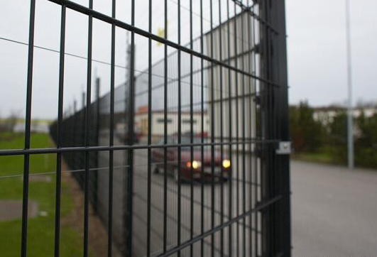 oavsett om det gäller en förskola eller en industrianläggning med högsta säkerhetskrav som skall skyddas från ovälkomna intrång.