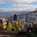 Foto: San Francisco, California "Varje människa bör ha rätt att älska två städer - sin egen och San Francisco" sade författaren Gene Fowler.