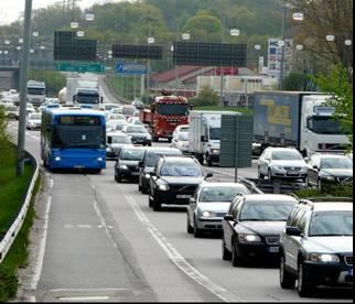 Kollektivtrafikens utformning Princip 2 & 3 Korta restider och hög turtäthet Riktlinjer för att skapa god framkomlighet Säkerställ garanterad framkomlighet för KomFort- och KomOfta-nätet utrymme