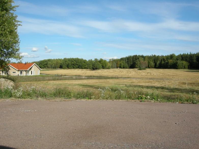 Förslaget inrymmer en bebyggelse på ca 29 nya tomter på del av fastigheten Kanik-Lundby 2:4.