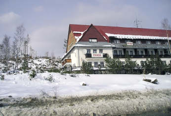 Tankar efter stormen... Fredagen den 19 november 2004 är ett datum, som länge kommer att finnas kvar i många slovakers minne. Vid 16 tiden på eftermiddagen slog stormen till mot Höga Tatra.