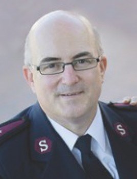 Major Peter McGuigan, officer i Dulwich Hill, Australien skriver i senaste numret av The Officer: Väckelse börjar med mig!