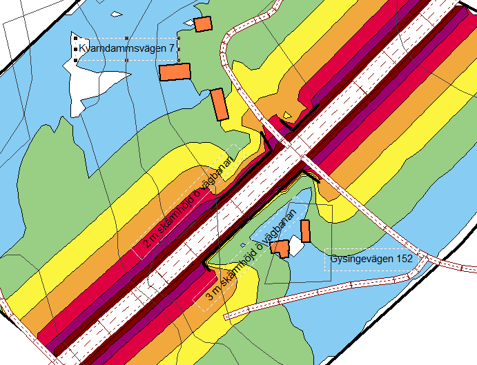 Figur 3. Ekvivalenta ljudnivåer från vägtrafik med en skärm med 2-3 m höjd. Skärm markerad med svart streck.