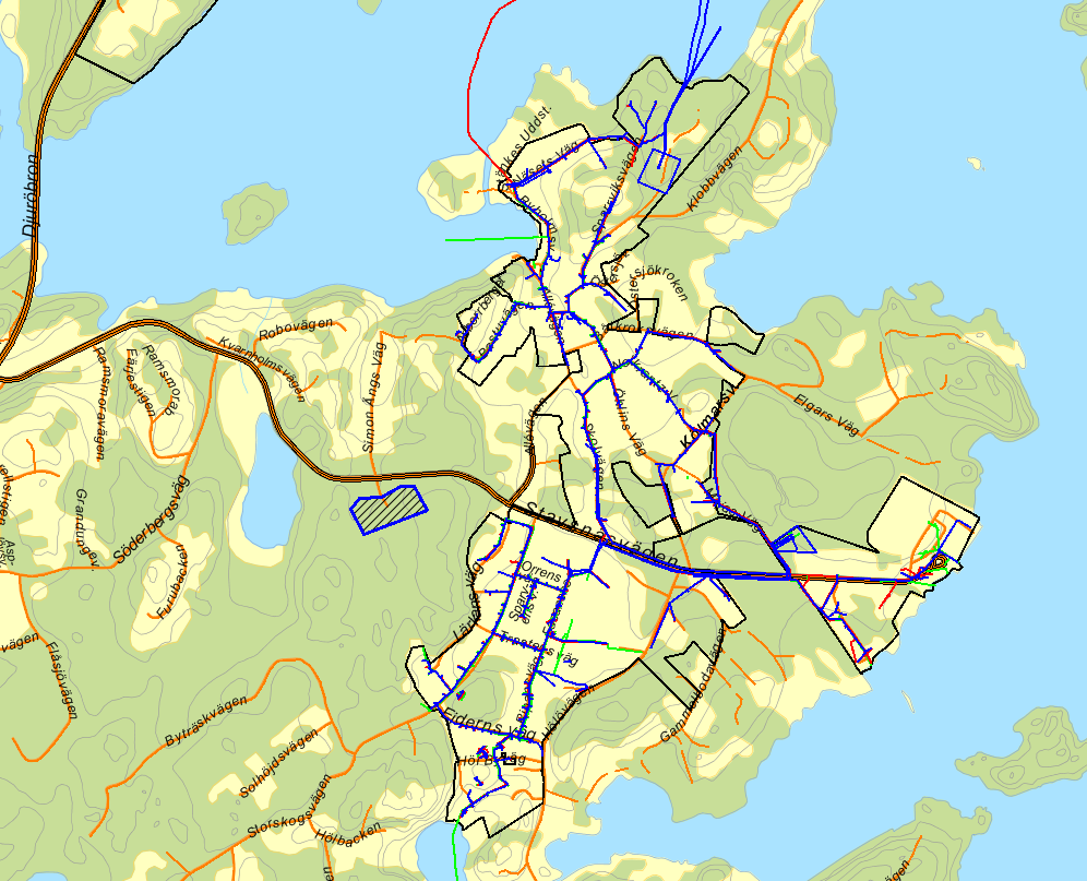 Simon Ängs väg, södra delen Permanentning 4 fastigheter/2 permanenta/9 folkbokförda (50 %) Ja Tomtstorlek Tomterna är cirka 2 500 m 2. Ligger inom område med viss risk för saltvatteninträngning.