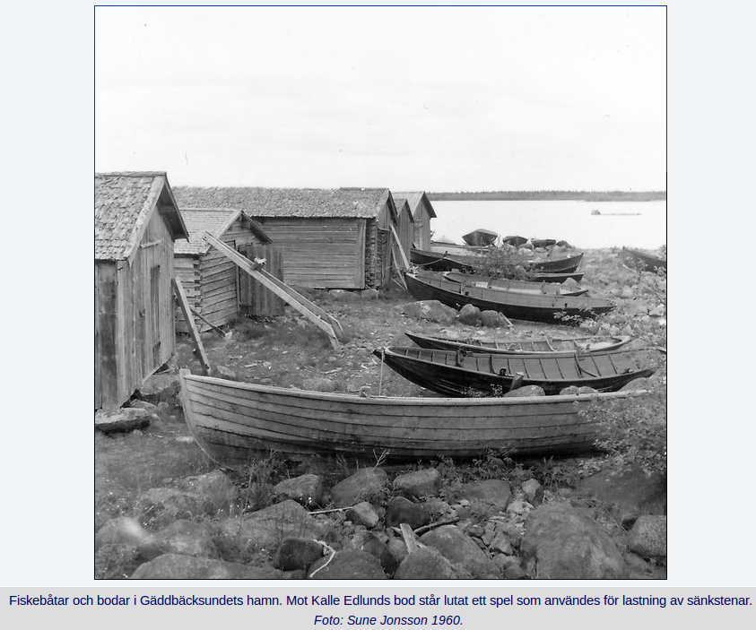 Sida 3 (7) Bakgrund i ärendet Denna bild visar det aktuella området fiskeläget Jebäck (Gäddbäck) på Holmön: Här en bild från 1960 av den kände Västerbottensskildraren fotografen Sune Jonsson: Jebäck