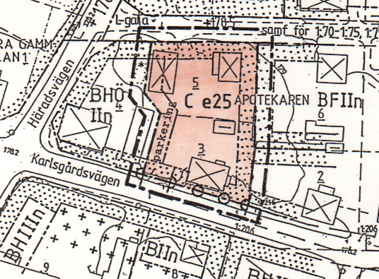 2(8) Plandata Planområdet ligger nära korsningen av Häradsvägen och Karlsgårdsvägen och omfattar ca 3150 m 2.