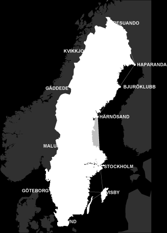 Figur 3-9. Största geostrofiska vindhastigheten (överst) och geostrofisk medelvindhastighet(nederst) per år (m/s). Den svarta kurvan visar ett utjämnat förlopp motsvarande ungefär 10- årsmedelvärden.