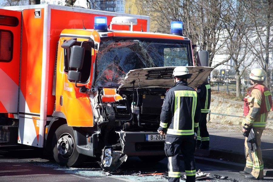 Erfarenheter - Tekniska utmaningar Rörlig enhet under skiftande miljö. Kraftig mekanisk belastning. Krav på strålskydd.