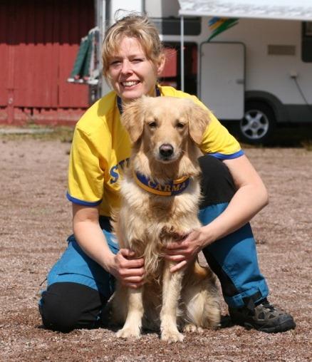 Marie Linder Khemosabi MJ's keep The Faith Carma (golden retriever) Ingår i Spetsgruppen. Tävlar för klubb: Botkyrka BK Tävlar i klass: Elitklass. Favoritmoment: Z:at och apporteringsdirigering.