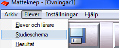 Individuellt studieschema Nu är det dags att lägga in det individuella studieschemat. Klicka på Elever i verktygsfältet igen och välj Studieschema. Markera elevens namn.