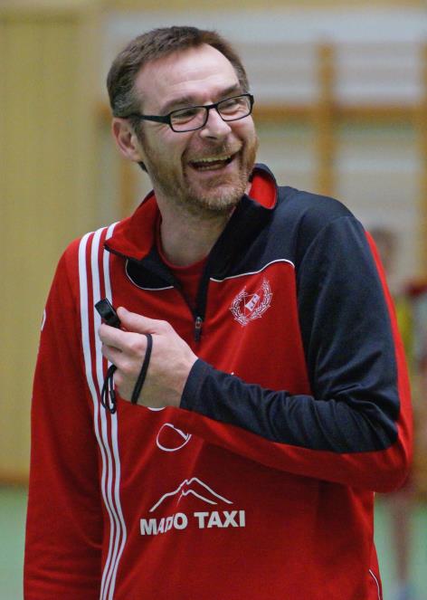 Sävar IK Handboll (Forts. från sidan 9) Våren fortsätter med sedvanligt spel i Sundsvall cup. Vi har som mål att delta med åtta lag, från A- till D-ungdom.