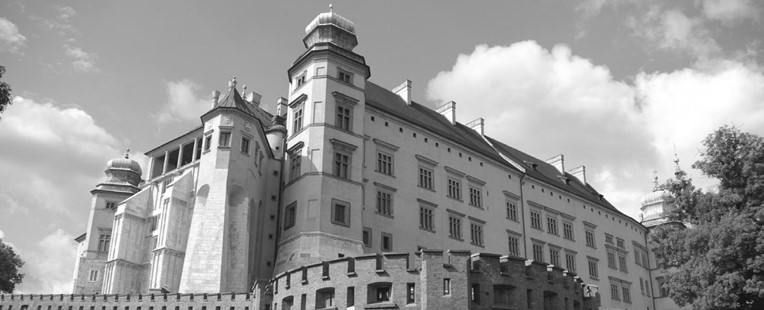 Krakow, med flera sevärdheter på UNESCO:s världsarvslista, är av många betraktad som Polens vackraste stad.