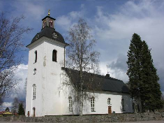 NÅS KYRKA Nås prästgård 1: 28, Nås församling, Vansbro kommun, Dalarnas län Sammandrag Kyrkplatsen vid Nås har gamla anor och föregångaren till dagens byggnad anses ha varit en av Dalarnas äldsta