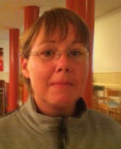 31 Henrietta Serrate, Växjö, 20 år, studerar statsvetenskap vid Linnéuniversitetet 1 Ordförande i SSU Kronoberg, ledamot i distriktsstyrelsen för S i Kronoberg samt flera uppdrag i Landstinget.