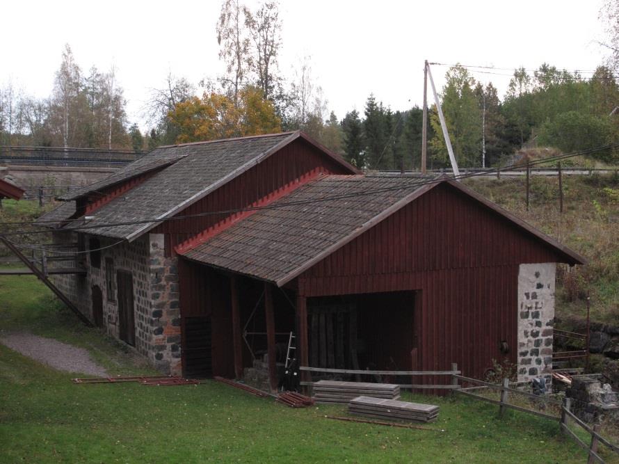 Före åtgärd Många av byggnaderna var och är i behov av åtgärder. Under år 2015 har åtgärder skett på några av byggnaderna.