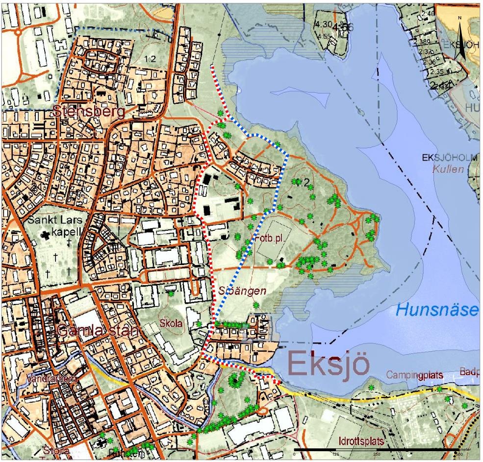 Figur 4: Naturmiljöintressen inom området. Sjön Hunsnäsen ligger som närmast drygt 20 m från befintlig och alternativ markkabel.