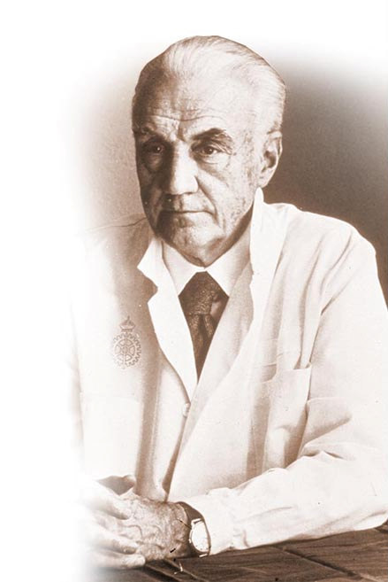 Elektas grundare Lars Leksell (1907-1986), professor i neurokirurgi vid Karolinska Institutet i