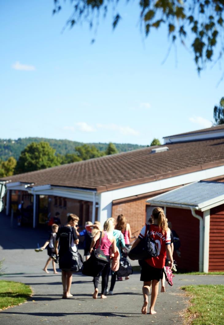 Frågor Se hemsidan: http://www.sandauc.se/166/sandaidrottshogstadium.