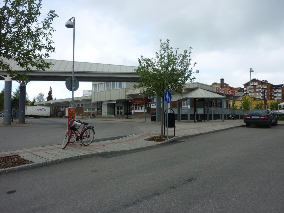 Man hade upplevt att det är många olika aktiviteter som äger rum på området men att det är rörigt och svårt med bland annat trafiksituationen.