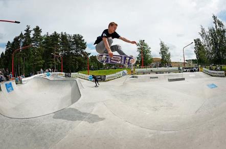 Boplatsutveckling Nya boendealternativ sjönära boende och seniorbostäder Försköning av offentliga miljöer Actionpark för skateboard, BMX och