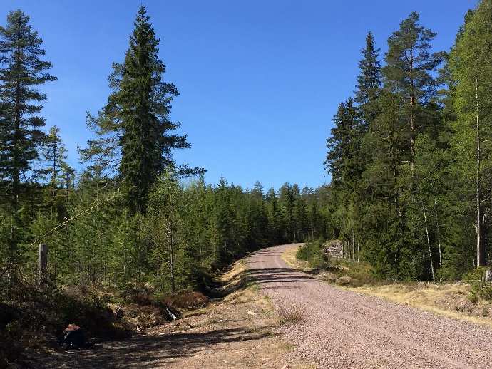 Belägenhet Skiftena är belägna ca 8 km resp. ca 35 km sydväst om Mora. Det minsta skiftet ligger vid Barktippvägen ca 2 km väster om byn N.