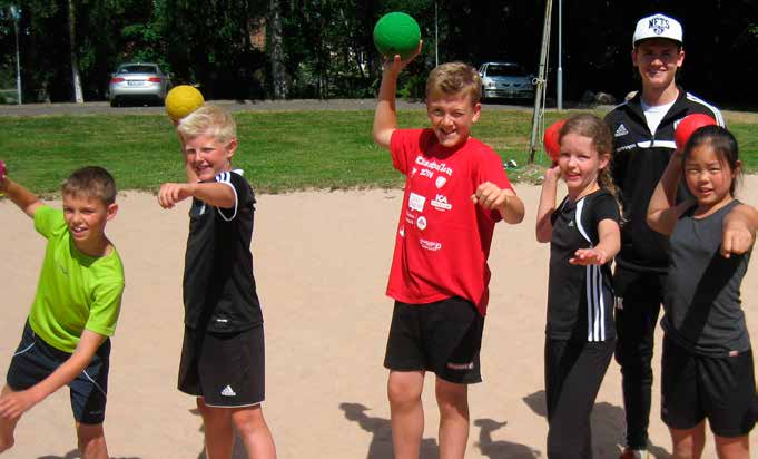 SVENSK IDROTT SKA UNDER 2016-2017 Utveckla nya tränings- och tävlingsformer med ökad flexibilitet för olika åldrar i alla SF.