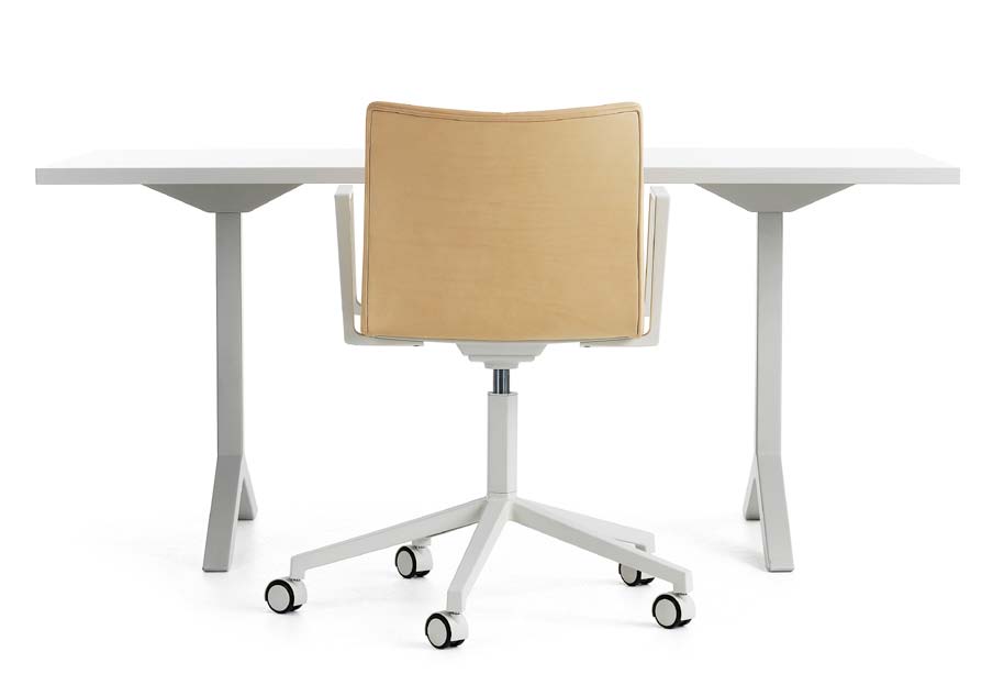 HEIGHT ADJUSTABLE SWIVEL BASE, THE 5-FEET MAKES