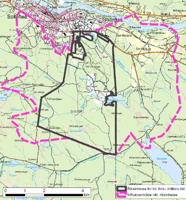 Den streckade rosa linjen i kartan markerar influensområde för buller, säkerhet eller annan aspekt. Alla plan- och lovärenden inom detta område remitteras till Försvarsmakten.