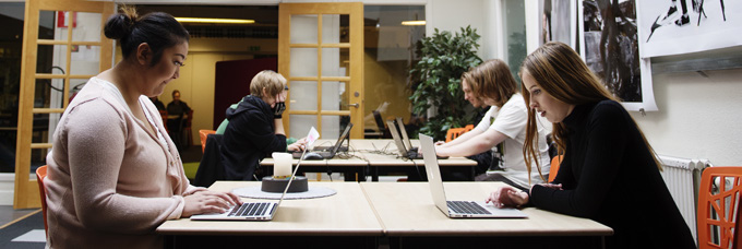 1 OM LBS VÅRA SKOLOR Idag finns LBS på 13 platser i landet. LBS ingår i AcadeMedia Sveriges största utbildningsföretag.