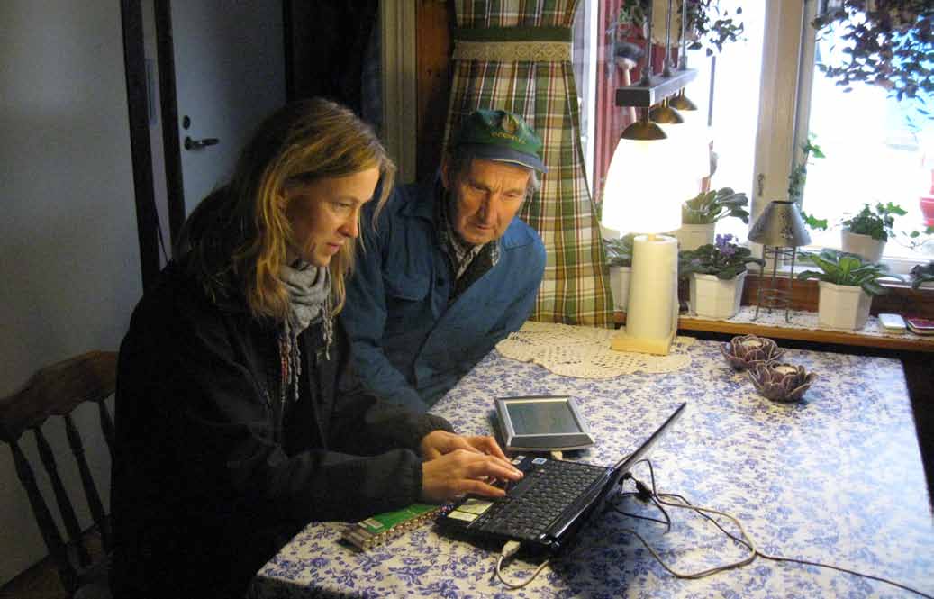 Genom att placera lokala väderstationer hos markägare i avrinningsområdet skapades naturliga kontakt ytor för diskussion och kunskapsutbyte om vattensituationen i området. Foto: Jonas Svensson.