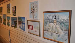 ODMEV NA VELIKO SLOVENSKO SLIKARSKO RAZSTAVO V OLOFSTRÖMU KulturFritid Johnny Isaksson OLOFSTRÖMS KOMMUN ARRANGEMANG September 2010 Vernisaža, otvoritev likovne razstave Utställningar ÄNGAN, Holje