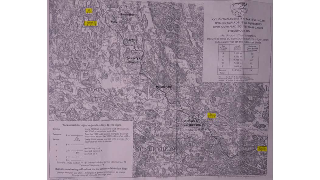 Starten av hästtävlingen som avslutas hos oss går vid Husarbron i Liljansskogen ca 1 km från stallarna på K1 och går mot Solna och en steeplechase på Ulriksdals galoppbana som är djup och krävande.