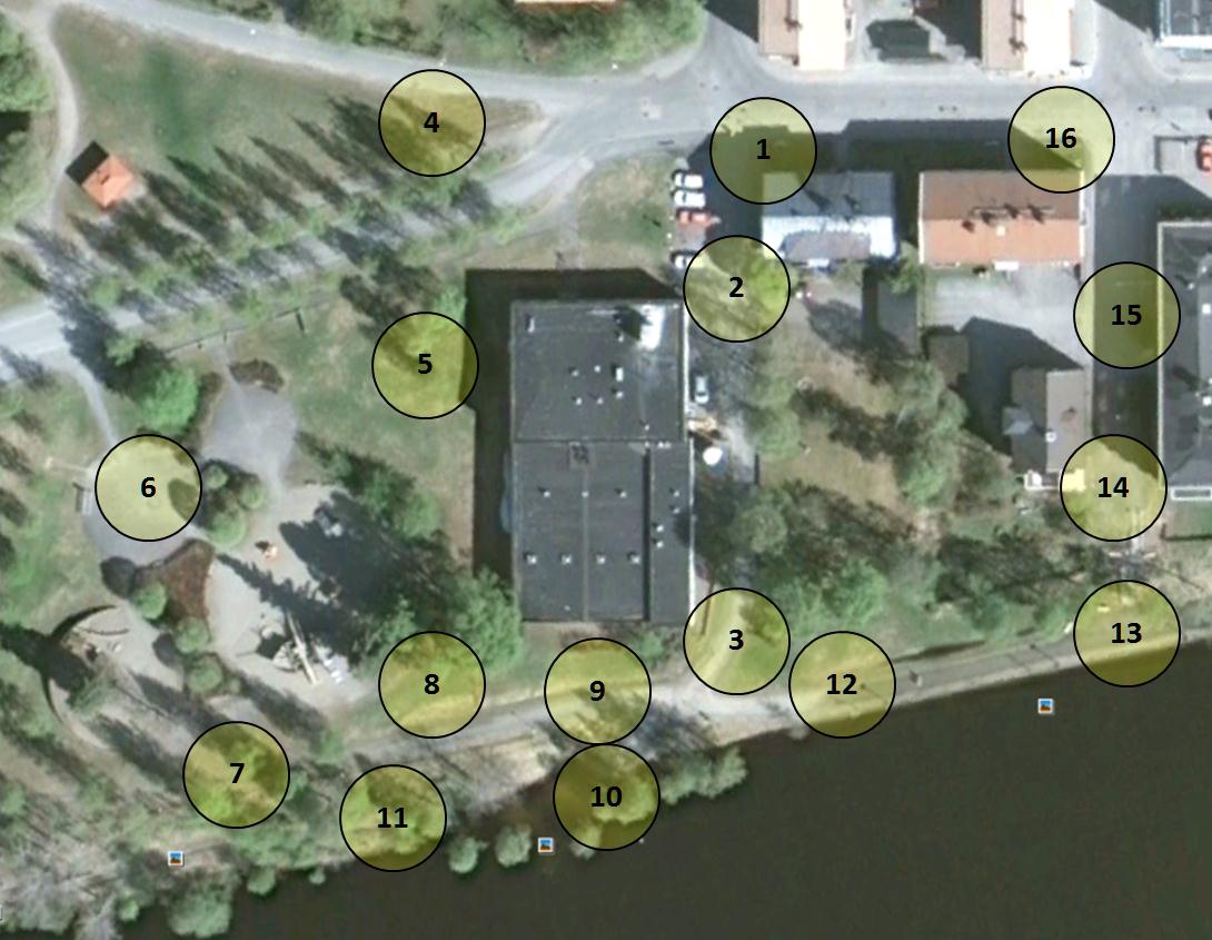 Det inskannade området Den nya bron kommer in på Lasarettsvägen mellan vattenverket, den stora byggnaden mitt i bild nedan, och fastigheterna Flundran 11 och 8, de två mindre fastigheterna t.h. om Lasarettsvägen.