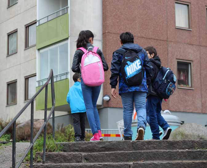 OMRÅDESPERSPEKTIVET i BOTKYRKA Foto: Luxlucid OMRÅDESPERSPEKTIVET I BOTKYRKA Foto: Botkyrka kommun Medborgarnas delaktighet utvecklar Botkyrka Områdesutvecklingen är en viktig del i att göra Botkyrka