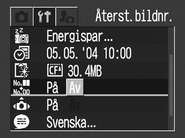 Återställa bildnumret Bilderna du tar får automatiskt ett bildnummer. Du kan ange om bildnumren på ett nytt CF-kort ska följa direkt på numren på ett tidigare CF-kort.