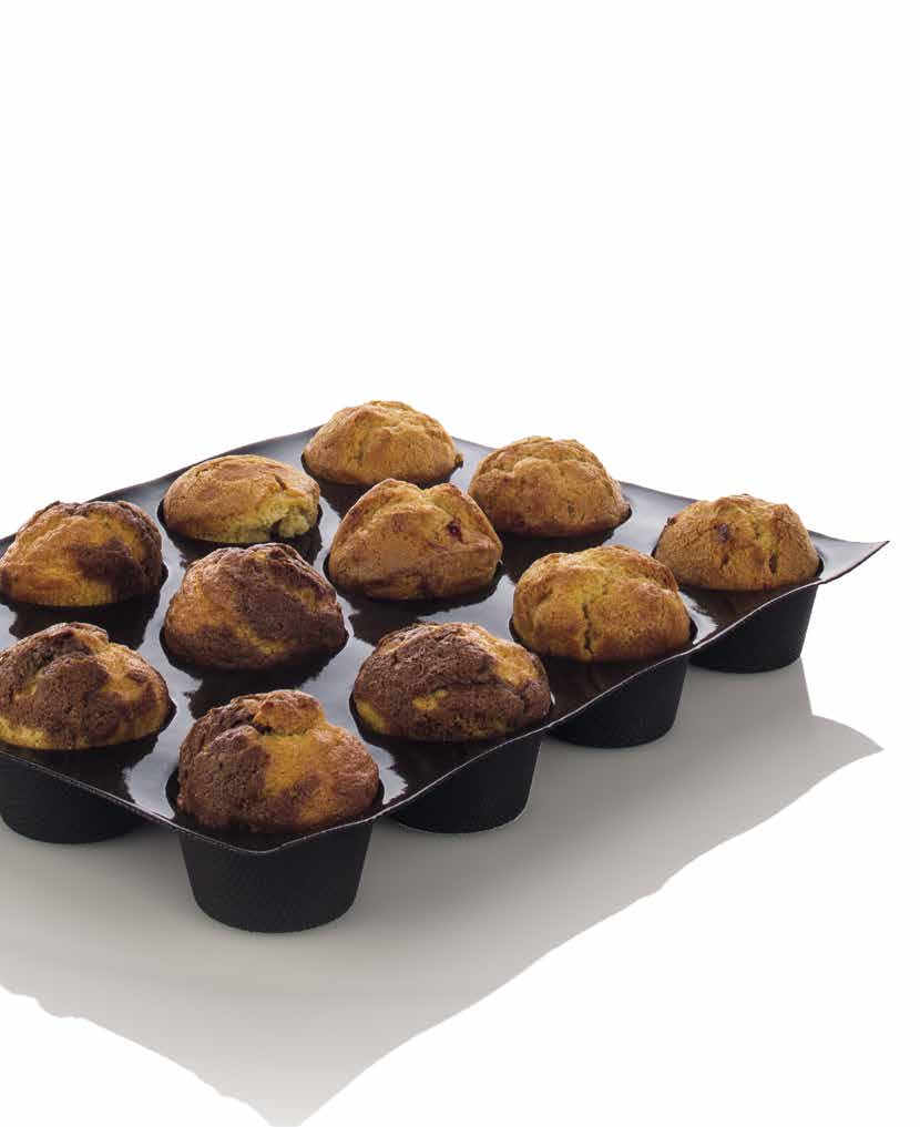 12 13 Baka Muffins- och timbalform Så här enkelt är det att baka Muffins- och timbalformen är tillverkad av ett extremt flexibelt material med optimala anti-stick egenskaper.