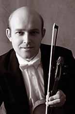 Sebastian Manz klarinett Sebastian Manz föddes 1986 i en musikerfamilj. Som sjuåring började han spela klarinett och redan som elvaåring blev han elev till prof.