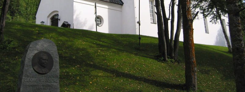 Kulturhistorisk karaktäristik och bedömning Funäsdalens kyrka tillhör gruppen av kyrkor som uppförs i traditionell, hantverksmässig stil före funktionalismens genombrott i arkitekturen på 1930- och
