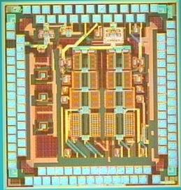 3 mm Quadrature clock phase genrator LNTA1 1 st 4-path filter 1.3 mm LNTA2 2 nd 4-path filter/ Down conversion mixer A 2.4 GS/s, 4.