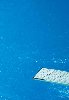 Ida Marko-Varga, simning under en kvällsträning på Fuerteventura under en pre camp inför OS 2016. Simon Sjödin, efter att ha vunnit brons i finalen på 200 meter fjärilsim under kortbane-em i Netanya.