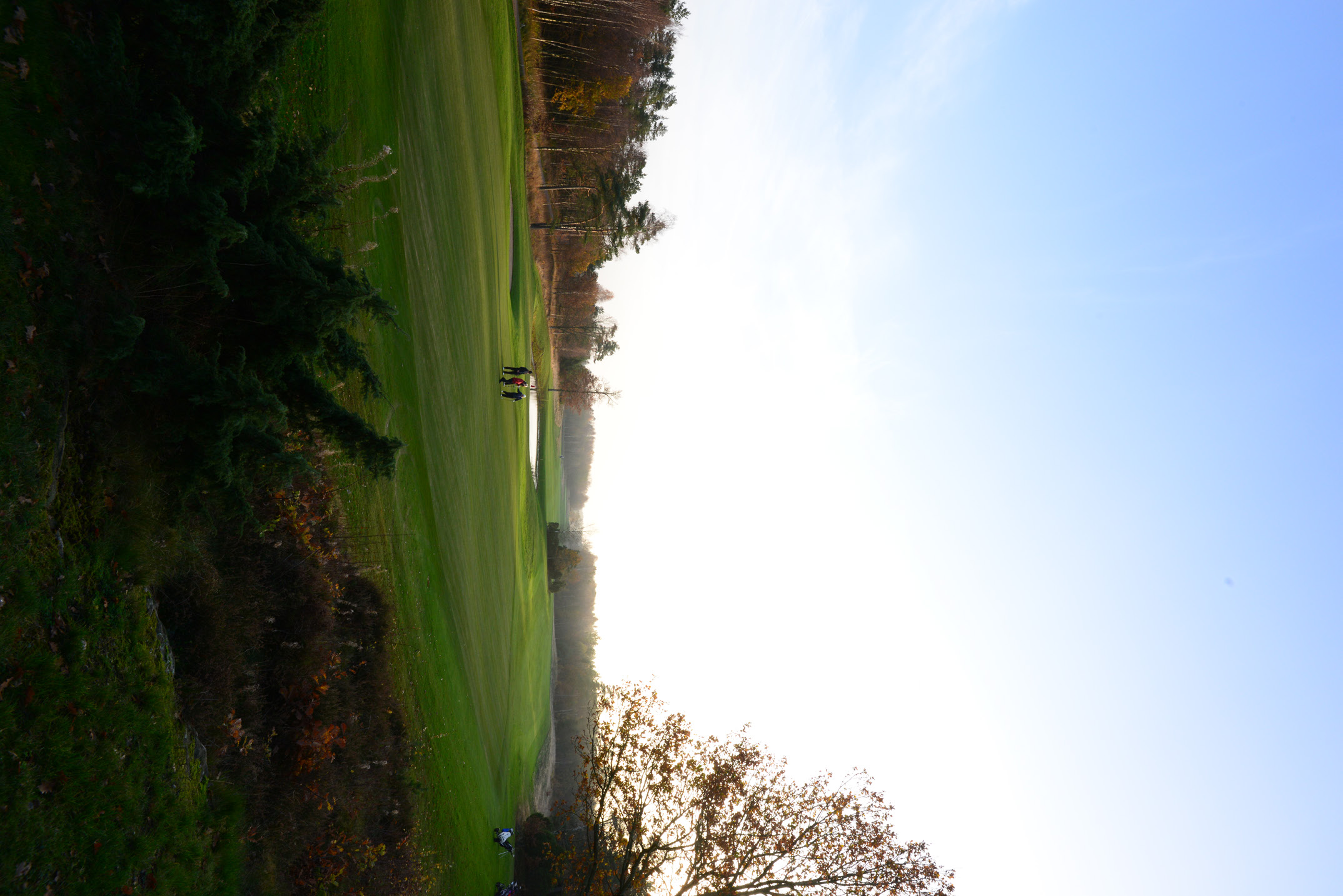 Innehåll 3 Allmänna kommentarer 3 Banutsträckning 3 Greener 3 Tee 4 Bunkrar 4 Fairway 5 Ruff 6 Övningsområdet 7 Hål 1 9 Hål 2 10 Hål 3 11