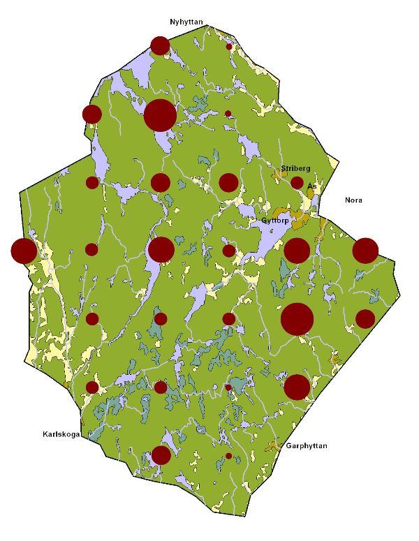 Figur 2. Relativ förekomst av spillningshögar i de olika trakterna i Nora 2008. Ju större punkter desto fler spillningshögar.