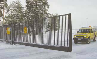 Gunnebo Perimeter Security Produkter och tjänster Områdesskydd utomhus och tillträdeskontroll såsom grindar, stängsel, larmsystem och produkter för vägsäkerhet.