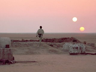 Några av Keplers höjdpunkter Första dubbelstjärnorna (2 system) med planeter upptäckta ( Tatooine ) Första