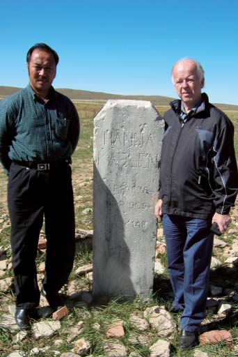 2006 Mongoliet i fokus OBS! Filmen Steppens helgon visas i TV 2 den 30 april kl. 20.00 kyrkogården på kullen.