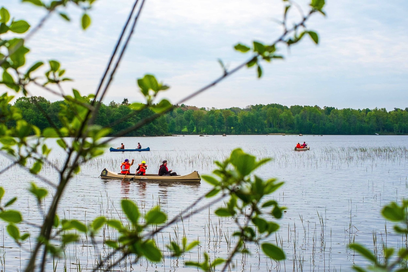 Paddeltag och strandhugg Essunga-scouter i Ömmern Ja, nu var det vår tur att berätta lite vad vi har haft för oss i Essunga scoutkår under det gångna året, skrivuppdraget passades vidare till