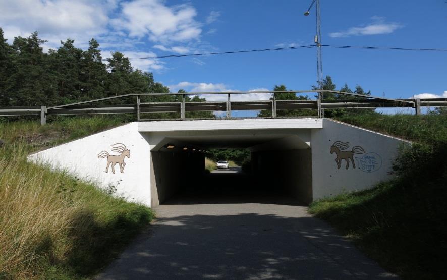 Figur 4.9 Vy bild 1 på bro 2-836-1. BatMan Bro över enskild väg v Säby Figur 4.10 Vy bild 2 på bro 2-836-1.