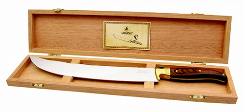 7 LAGUIOLE NY LAG HET KO UIOL RKS E KRU V Korkskruv Original Laguiole Art nr: S68059 199:- Laguiole tillverkar designade knivar, bestick och korkskruvar för hand.