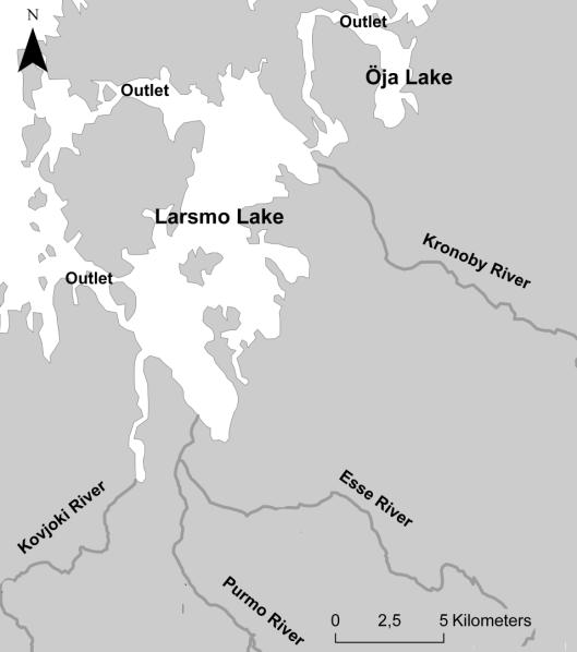 Undersökning av orsaker till försurning och fiskdöd i Larsmo-Öjasjön Inre skärgårdsområde som på 60-talet gjordes till Finlands största invallade sötvattensbassäng (85 km 2 ) Ett populärt fiske- och